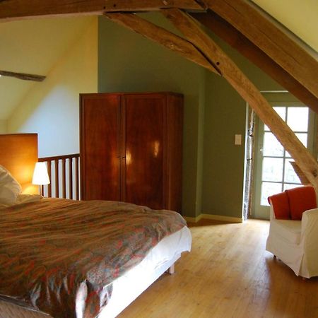 Bed and Breakfast La Tour Marcilly-la-Gueurce Экстерьер фото