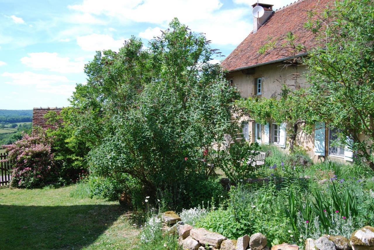 Bed and Breakfast La Tour Marcilly-la-Gueurce Экстерьер фото